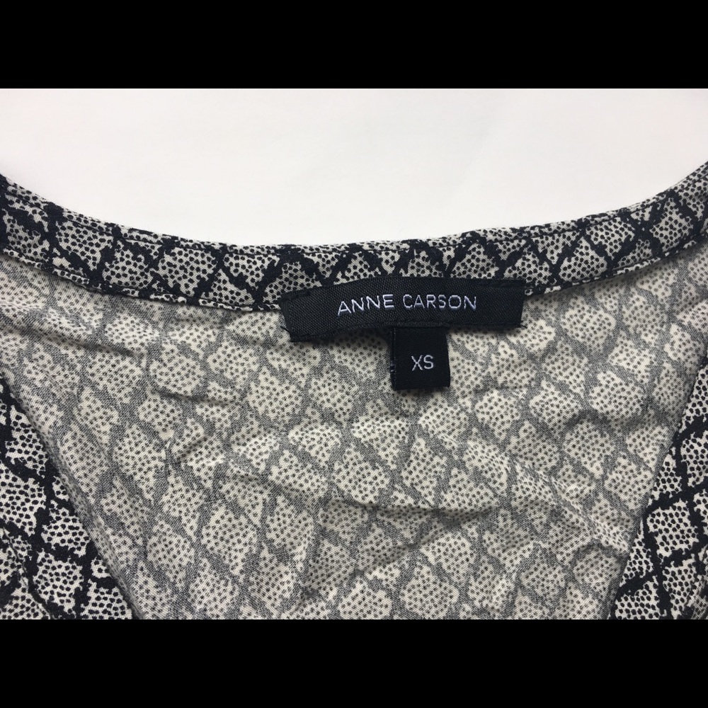 Geometric Tank Top - Picture 2 of 5